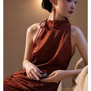 Premium Made Red Bridal Gown  Hang Neck Sleeveless Dress,Vintage China Cheongsam Gown, Single Party Bath Gown, Bridal Morning Robe