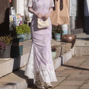 Nowość《红玫》Żółta chińska sukienka cheongsam, abstrakcyjne qipao, wiosenno-letnia sukienka na prezent dla niej, rozmiar S-2XL, czerwona