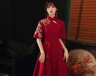 Custom Size Able Chinese Bridal Red Qipao Gown, China Bride Wedding Dress, Evening Toast Suit, Classical Embroidery, Maternity Dress