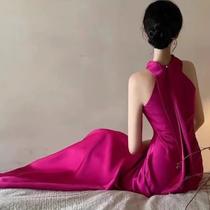 Premium Made Rose Red Bridal Gown Hang Neck Sleeveless Dress,Vintage China Cheongsam Gown, Single Party Bath Gown, Bridal Morning Robe