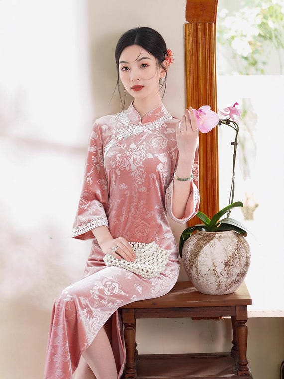 New Young Womanmodern Loose Gentle Pink Velvet Qipao Dress, Elegant Lady  Early Autumn Dress Art Revival Size S-3XL, Emboss Pattern - Etsy