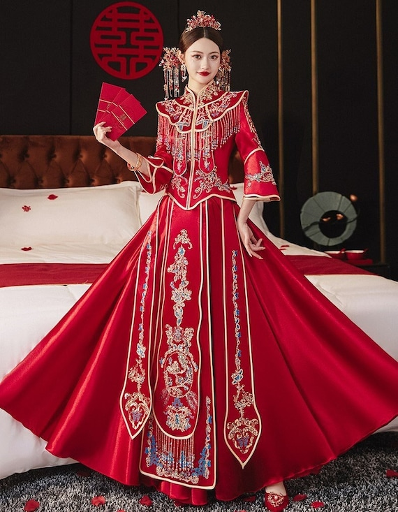High Quality Cut Traditional Chinese Bridal Red Wedding Xiuhe