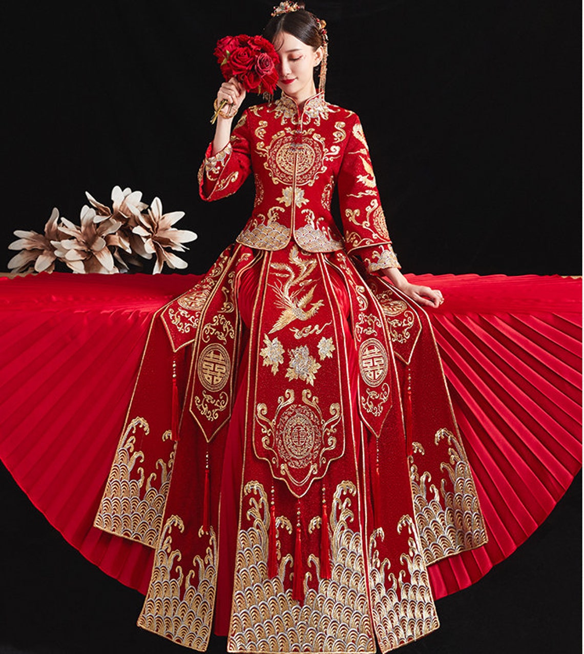 Traditional Chinese Bridal  Red Wedding Xiuhe Dress 有凤来仪 image 6