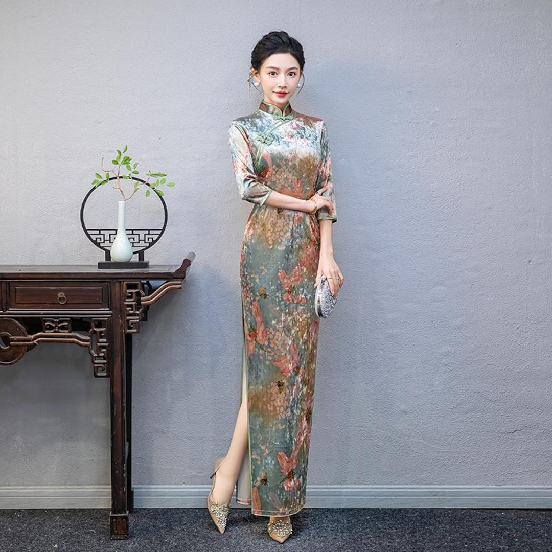long sleeve oriental dress 3/4 Sleeve Full Length Traditional Cheongsam Floral Velvet Chinese Dress