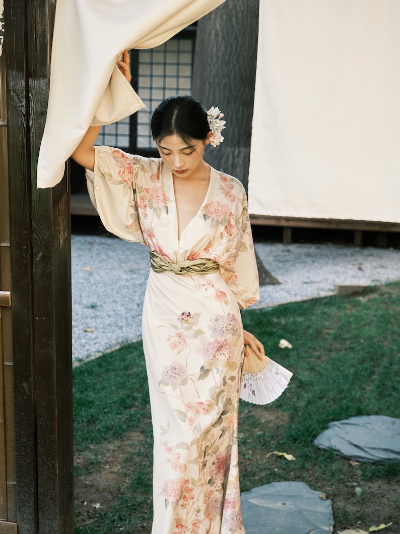 Unique Bridal,Bridesmaid PJ Lingerie Wedding Morning Gown Dress, Wedding Night Set, Hanfu Style, Printed Penoy Bath Suit, Lady Pajamas image 6