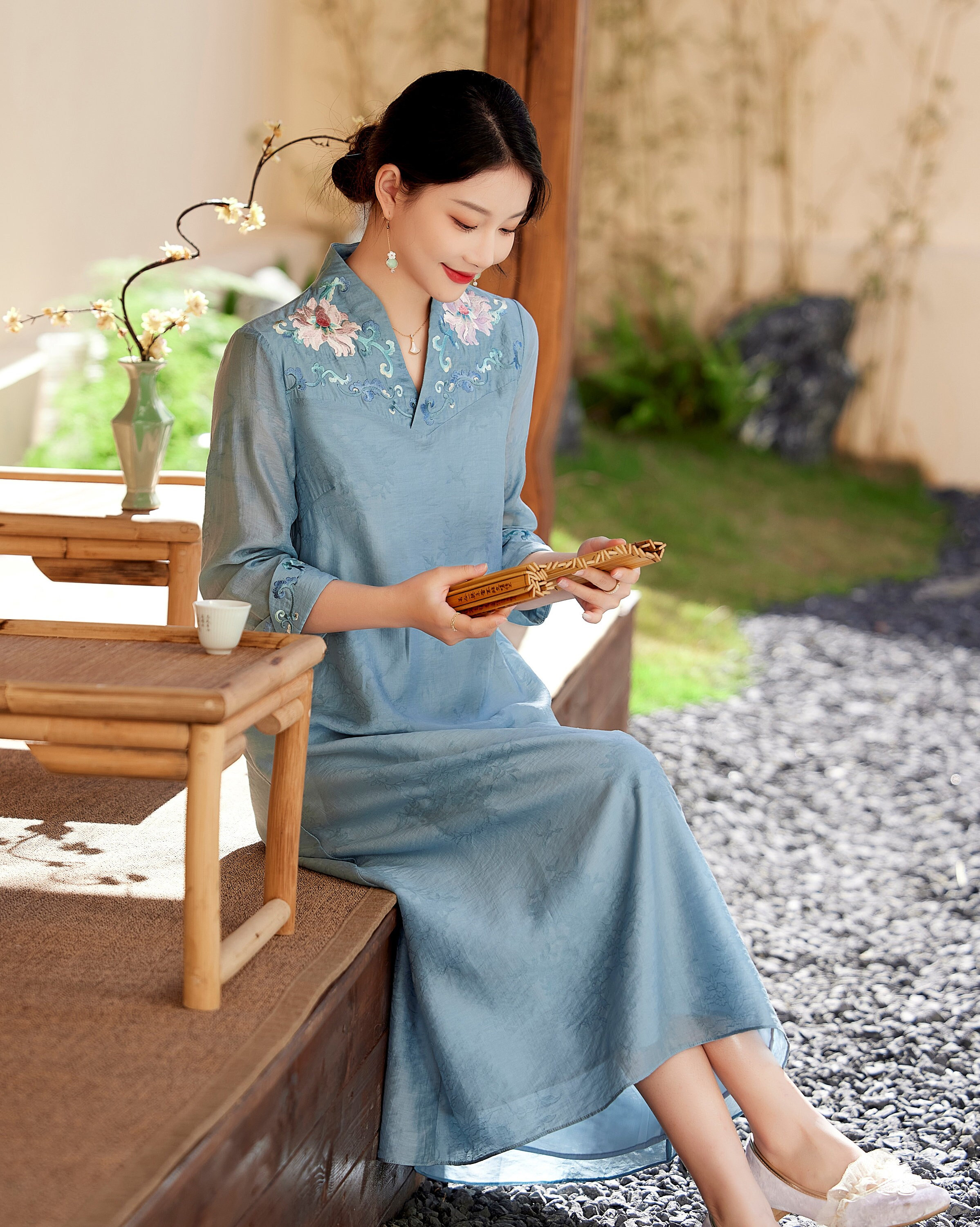 Loose fitting prom dresses discount