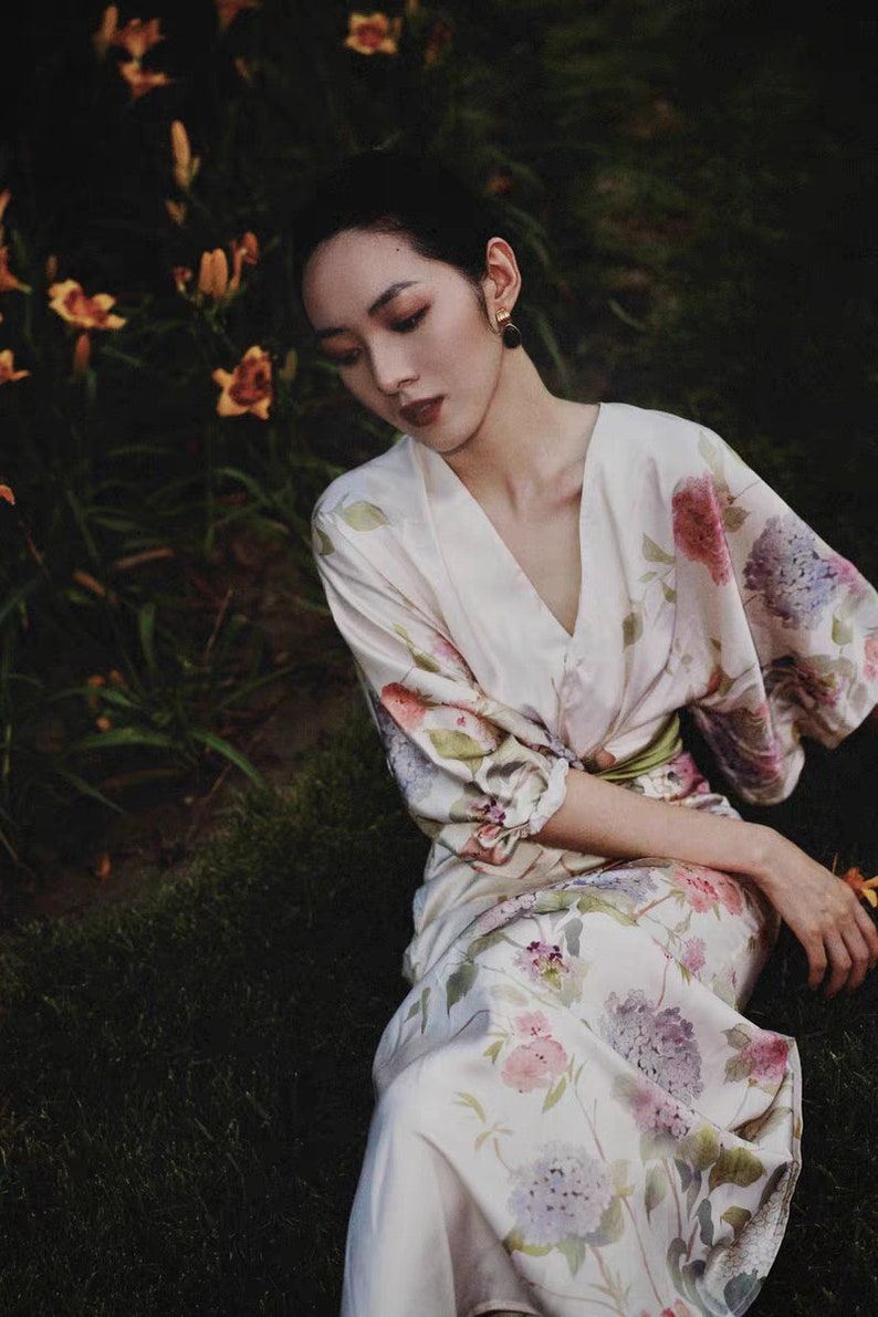 Unique Bridal,Bridesmaid PJ Lingerie Wedding Morning Gown Dress, Wedding Night Set, Hanfu Style, Printed Penoy Bath Suit, Lady Pajamas image 3