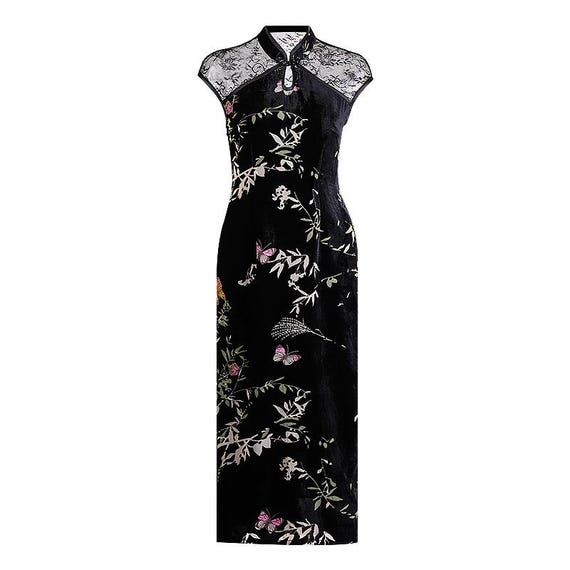 Singer Diamond 张碧晨 Elegant China Cheongsam in Black