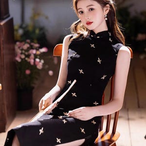 New Arrival Retro China Cheongsam, Classic Embroidery Bees Qipao, Summer Qipao Gift for Her Dress Size S-3XL Black