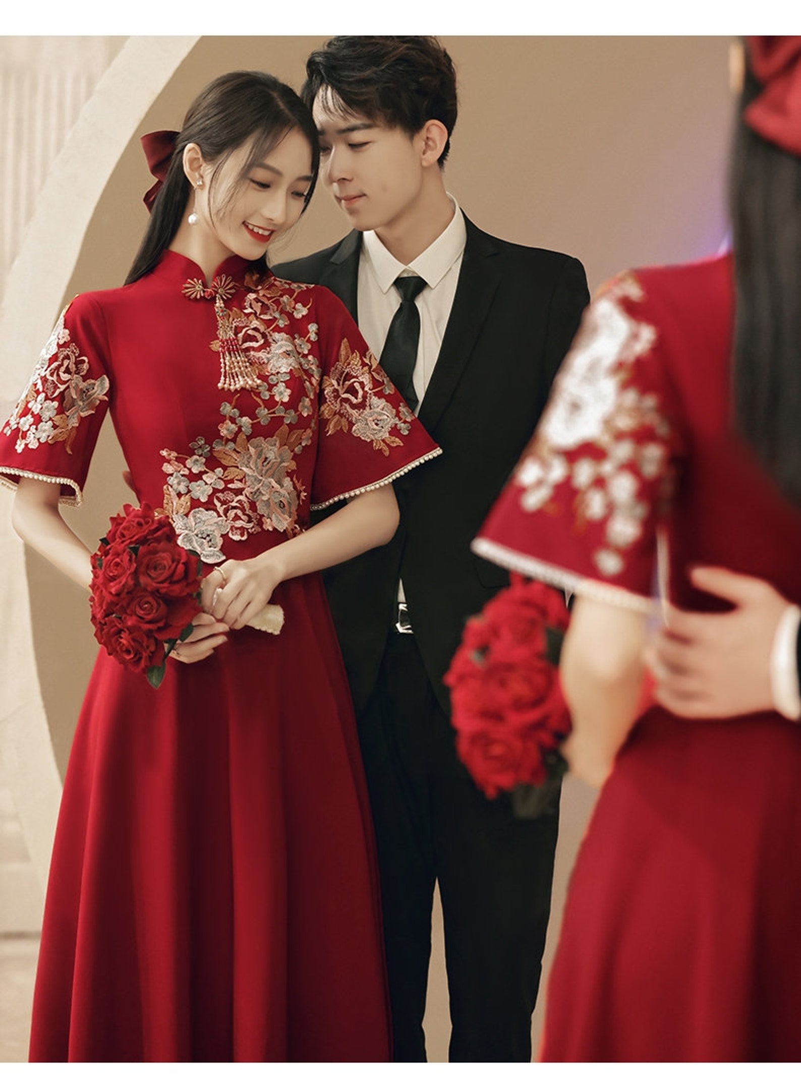 Traditional Chinese Bridal Red Qipao Gown, China Bride Wedding Dress Traditional Chinese Bridal Red Qipao Gown, China Bride Wedding Dress