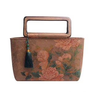 Handgemachte Frauenhandtasche, chinesische Vintage Xiangyunsha Maulbeerseide Tasche, Holzschaft, Match Qipao / Hanfu, Messenger-Tasche, literarische quadratische Brieftasche