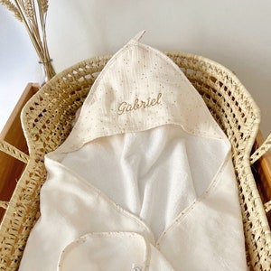Baby bath cape in cotton gauze and bamboo sponge, customizable, birth towel