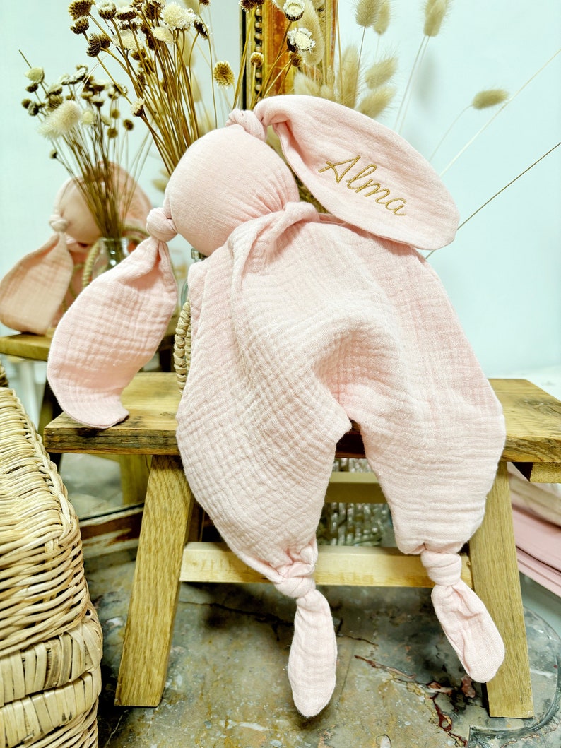 Rabbit comforter in cotton gauze, baby birth comforter rose nude