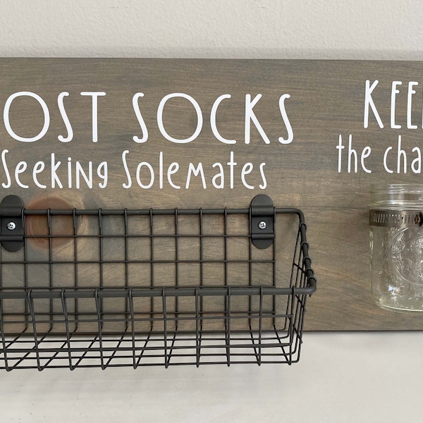 Farmhouse Laundry Room Sign: Lost Socks, Seeking Solemates~Rae Dunn Font~Keep the Change or Mom's Tip Jar~Customizable!