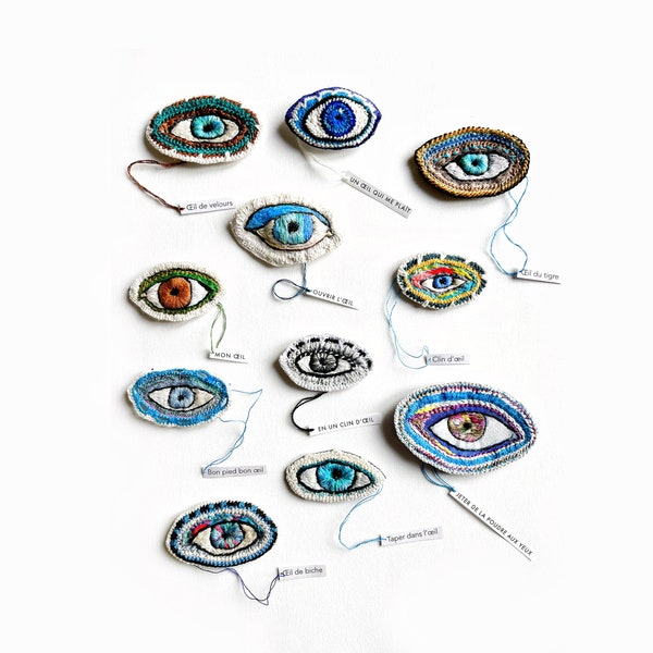 Hand embroidered eye, unique piece, eye talisman, ex-voto