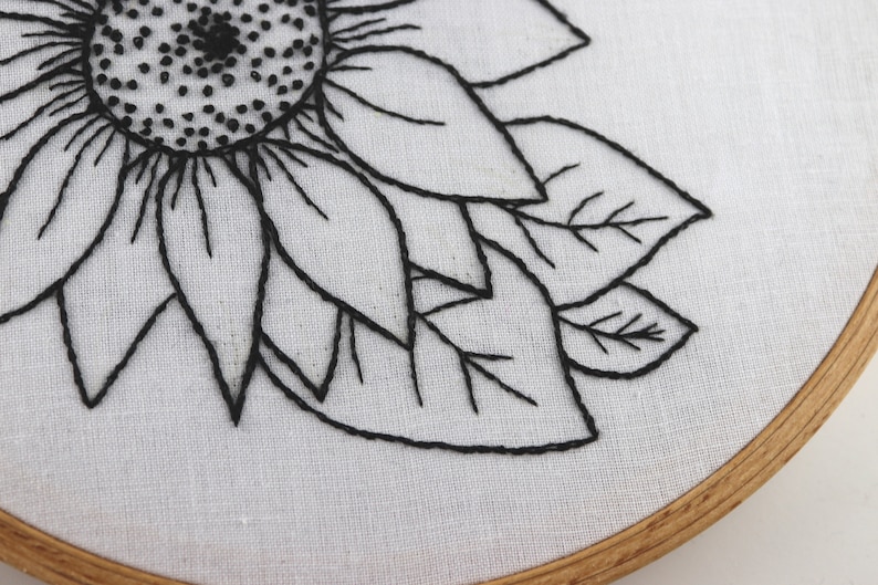 Sunflower Wreath Embroidery Design