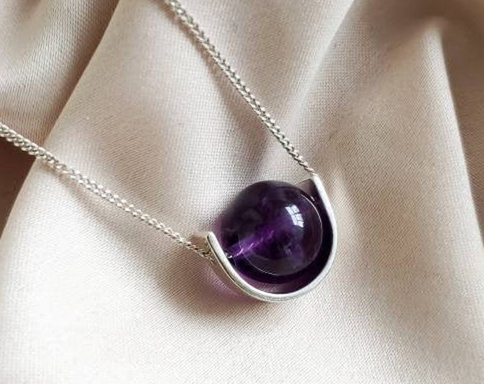 Silver amethyst necklace, Purple stone sterling silver necklace, Women everyday necklace, Single gem minimalistic jewelry gift for Mom