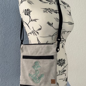 Kleine Umhängetasche "Anker"  Damentasche, Gassigehtasche Jeans Upcycling Patchwork