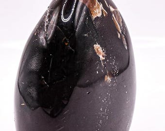 Black Orange Amber Freeform Stone Polished 80mm 130g Blue Fluorescent under UV Natural Collectible Gemstone Crystal Mineral Fossil Specimen