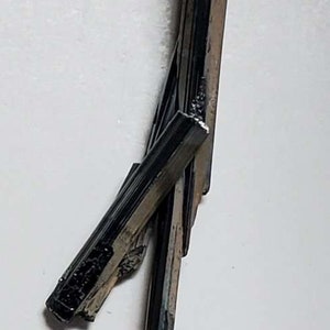 Metallic Stibnite Double Blades Points Mineral Cluster Specimen Natural 44mm 8ct Collectible Silver Color Shinning Gemstone Crystal Rough