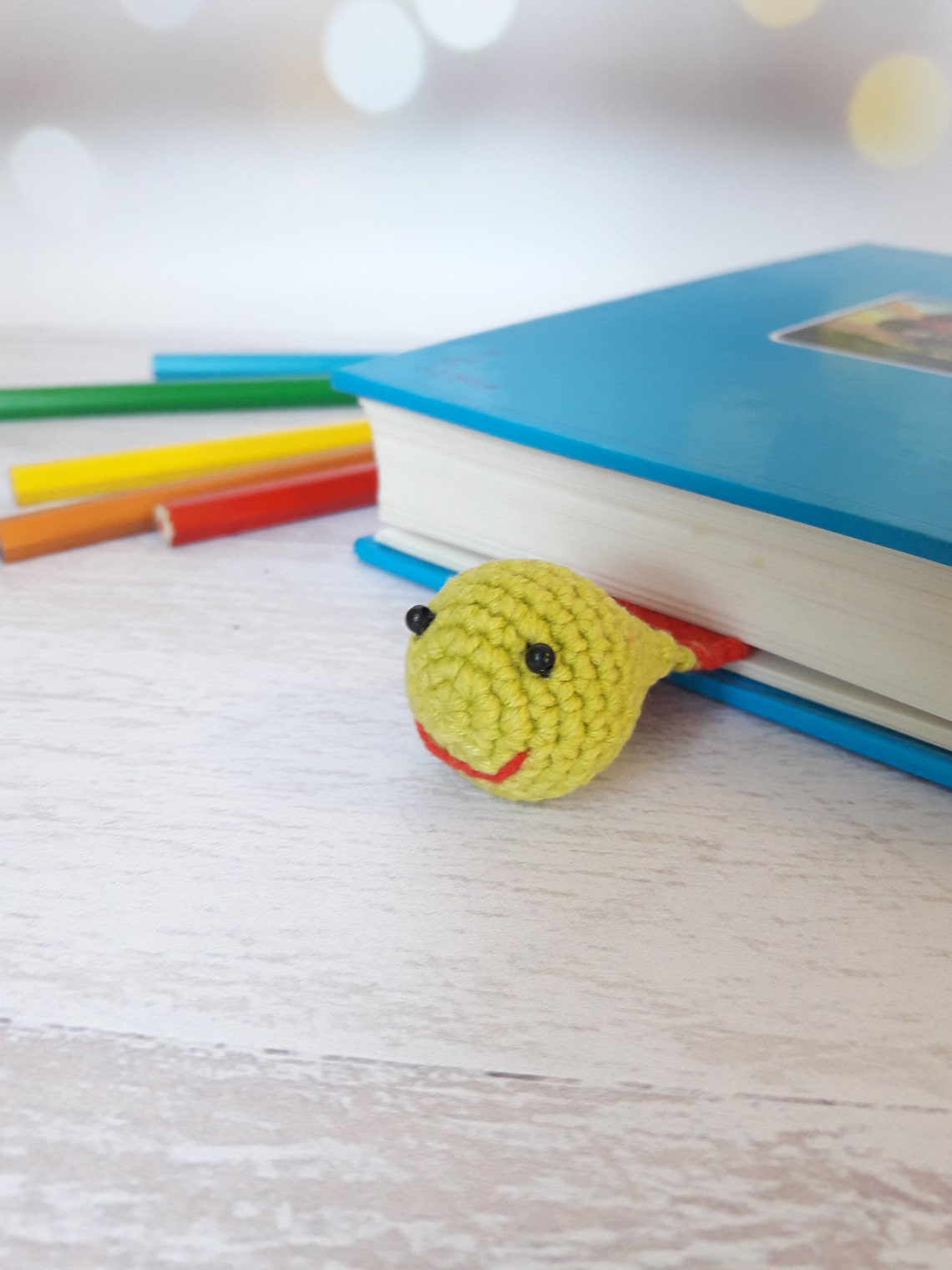 Crochet worm Pattern for beginner rainbow bookmark PDF | Etsy
