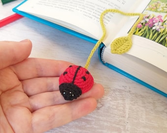 Haakpatroon lieveheersbeestje voor beginners, amigurumi boekenlegger (PDF), cadeau voor boekenliefhebber