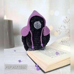 Crochet crow plushie Pattern, Amigurumi raven Halloween decor DIY, black bird plush pattern, creepy animal pattern, goth crochet pattern