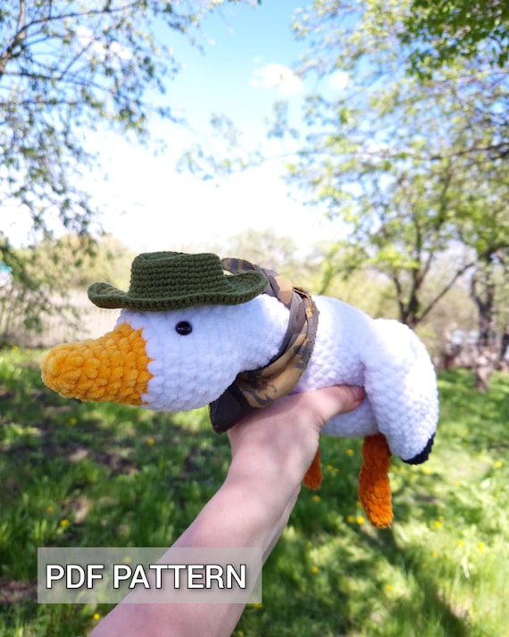 Crochet Goose no sew Pattern: Cowboy Amigurumi bird Plush Pattern