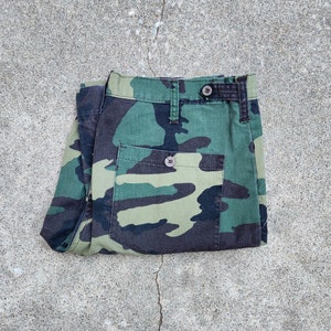 Vintage 70s Red Head Camouflage Lightweight Pants