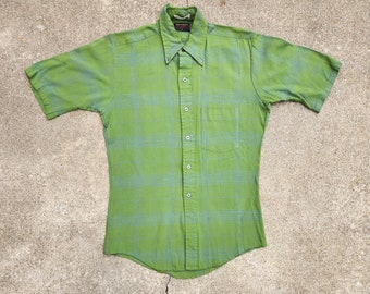 Vintage 1950s Sportsman Rayon Green and Blue Plaid Short Sleeve Button-Down Oxford Shirt