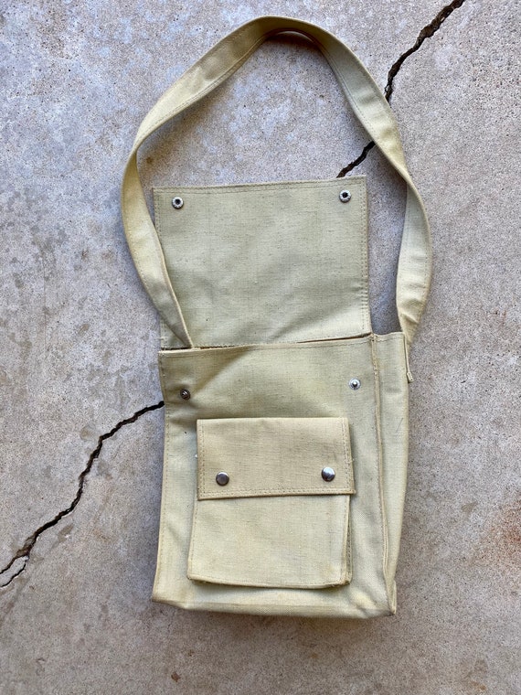 Vintage 70s Tan Canvas Shoulder Crossbody Bag - image 3