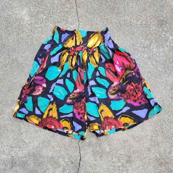 Vintage 90s All Over Print 100% Rayon Shorts with… - image 1