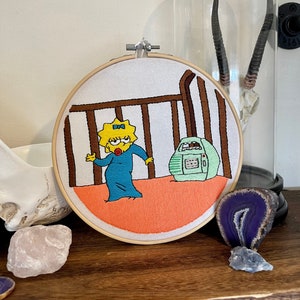 The Simpsons - Maggie Simpson 7 Inch Embroidery