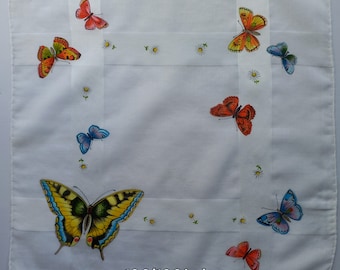 Vintage | Handkerchief | Butterflies | Daisies | Hand Hem | Cotton | Used | 12.2/12.2 inches