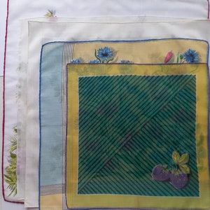 Vintage | Lot of 5 Handkerchiefs | Flowers | Strawberry | Cotton | Used | 16.1 inches  | 11.4 inches