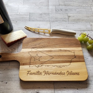 Personalized Puerto Rico Family Cutting Board / Charcuterie Board / Serving Tray / Cheese board