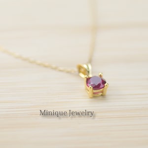 6mm Round Alexandrite Necklace, June Birthstone Pendant, Minimalist Alexandrite Pendant, Sterling Silver Necklace, Alexandrite Gem Jewelry