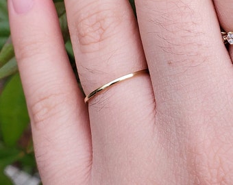 14K Solid Gold Wedding Band, 1.2 MM Yellow Gold Ring, Plain Solid Gold Band, Dainty Stacking Ring, Simple Delicate Ring, Thin band. A712