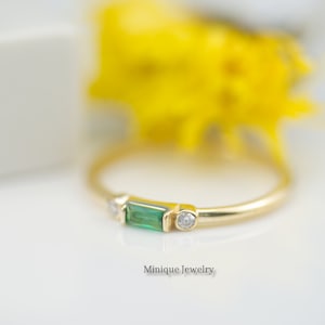 May Birthstone, Emerald Baguette Gem with round CZ Ring, Birthstone Ring, Minimalist Gold Filled Ring, Dainty Mother&#39;s Day Gift Ring