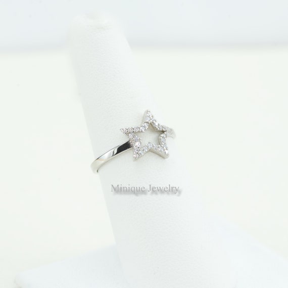 STAR RING W/CRYSTALS THIN STAR RING W/CRYSTALS THIN
