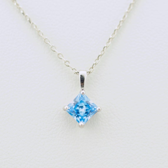 3月誕生石ネックレス aquamarine necklace Amazon.com: 925 Sterling Silver Aquamarine Necklace Oval