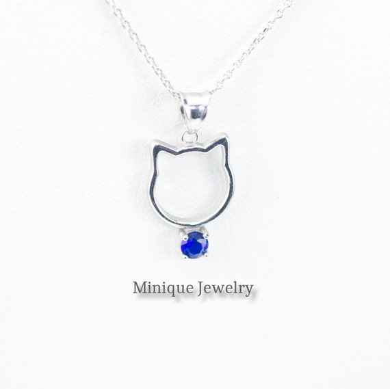 Collana con ciondolo di cristallo a forma di gatto circolare in argento