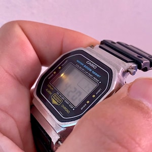 Vintage Casio G-Shock (240) DW-5200 Alarm Chronograph Digital Backlight Men’s Wristwatch image 14