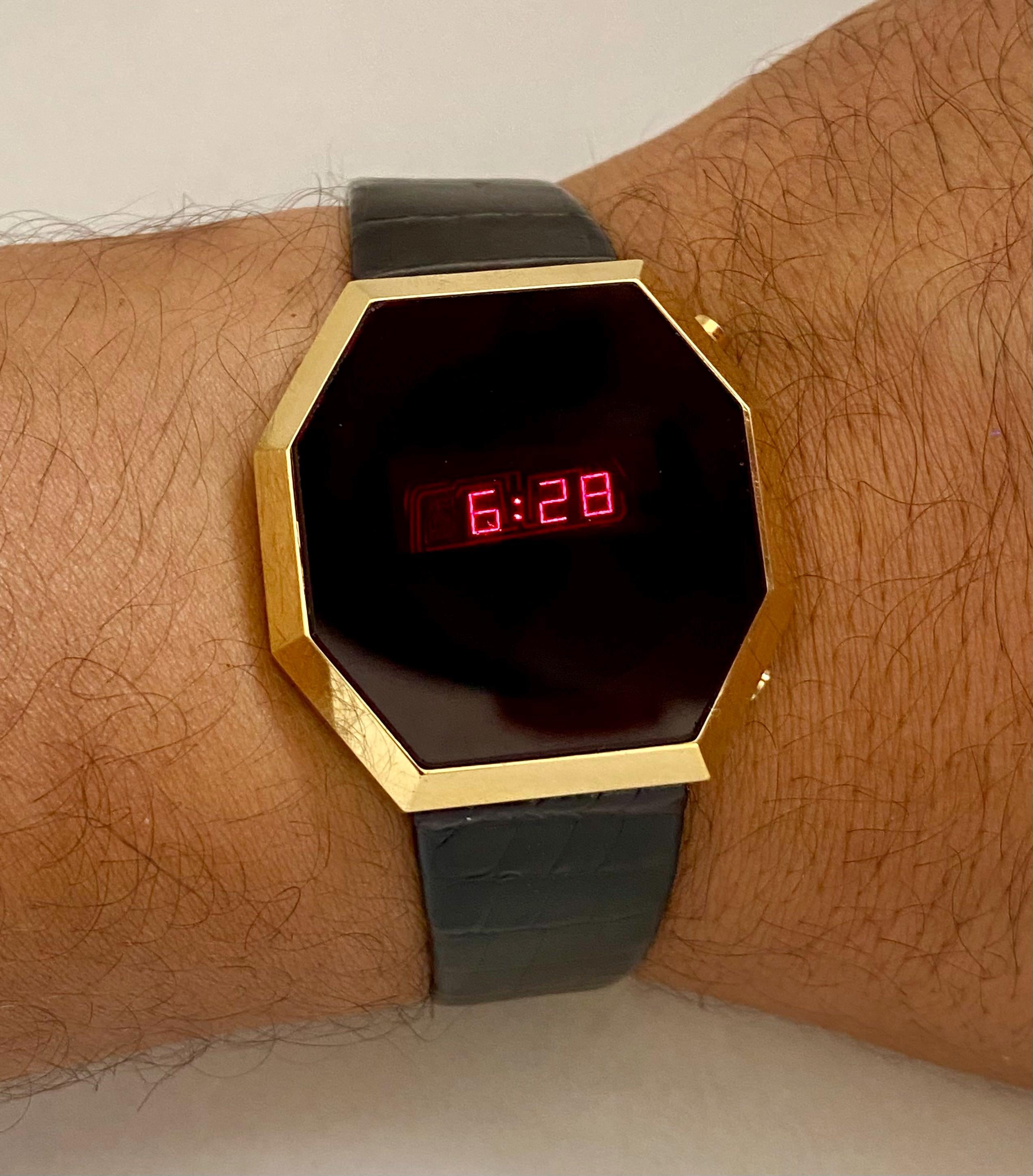 1970s red led watch - Etsy 日本