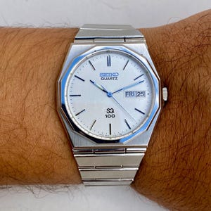 Vintage Seiko SQ 100 Quartz 6923-7080 Watch Mens Dress Watch Day
