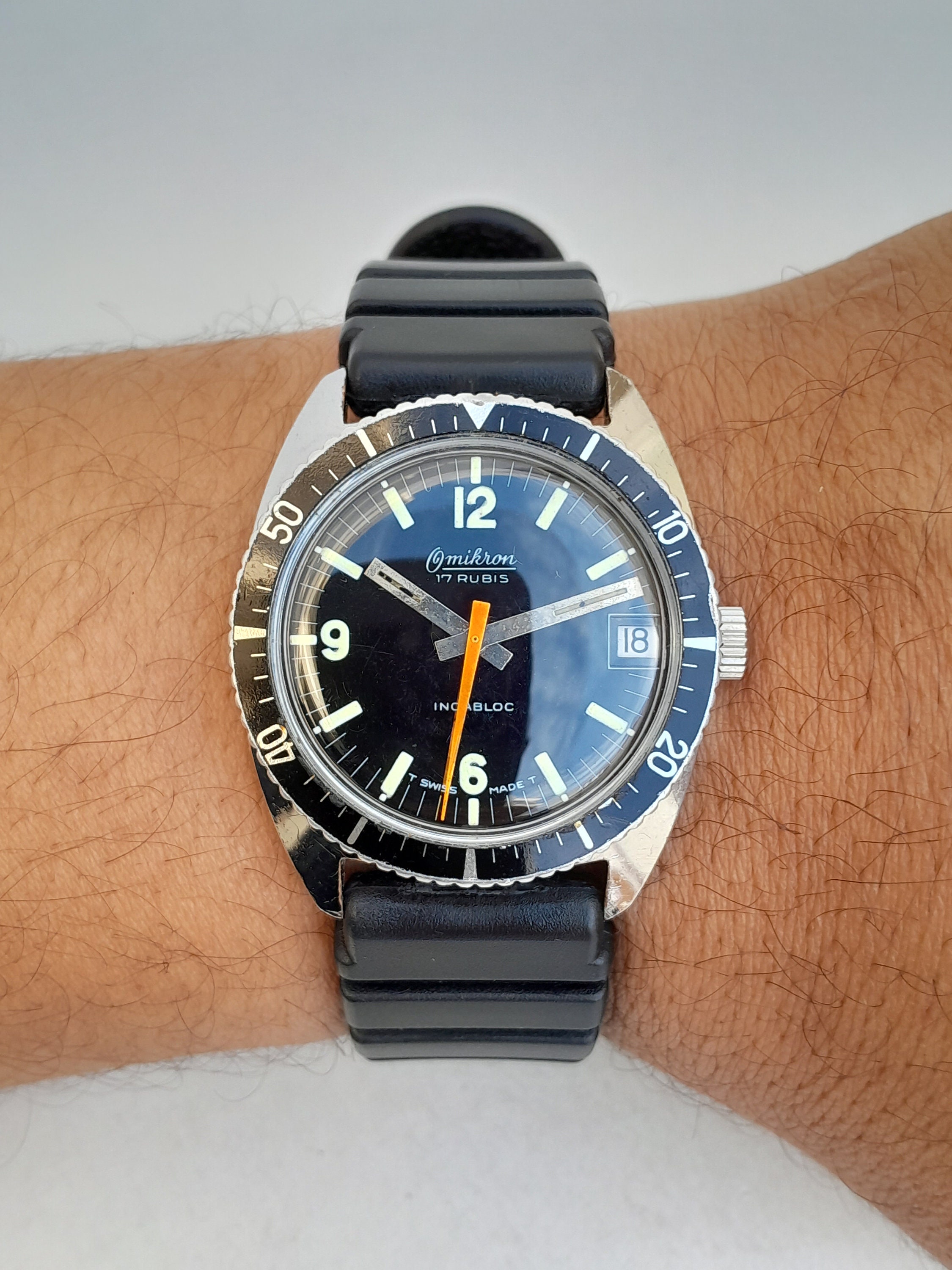 Vintage OMIKRON Skin Diver Watch Men's Hand-winding 17 Rubis Date