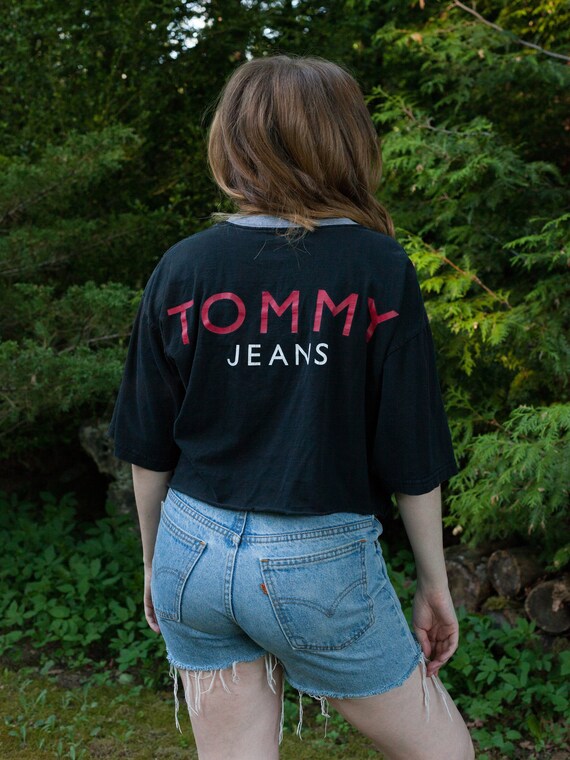Y2K Tommy Jeans Dog Tag Graphic Tee Army Green Silver Tommy Girl V Neck 2000s 00s Vintage Small S