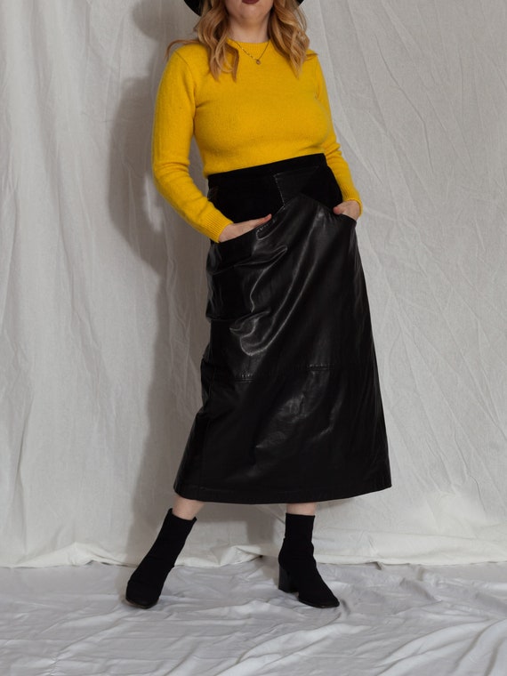 Vintage black Leather Skirt, 80s black Leather mid