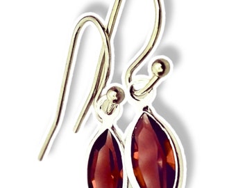 Pendientes de cristal de Swarovski rubí: plata de ley, piedra natal de julio