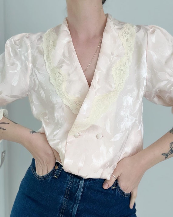 Vtg 1980’s floral satin chemise